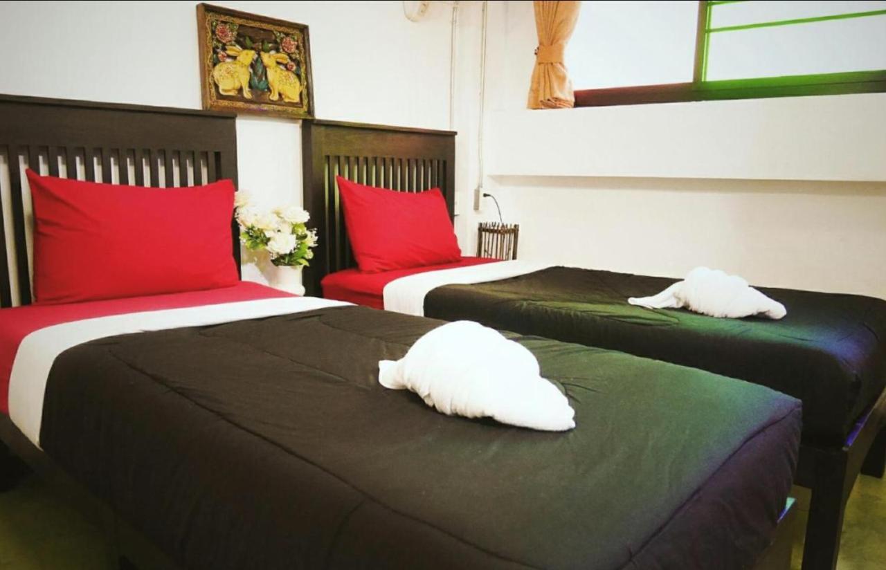 Lanna Hostel Chiang Mai Extérieur photo