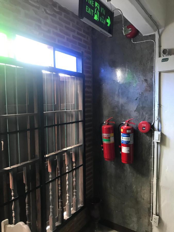 Lanna Hostel Chiang Mai Extérieur photo