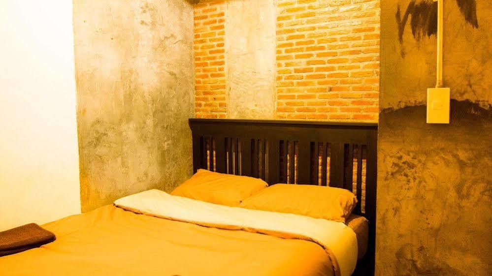 Lanna Hostel Chiang Mai Extérieur photo