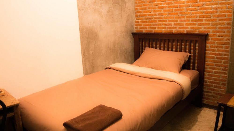 Lanna Hostel Chiang Mai Extérieur photo