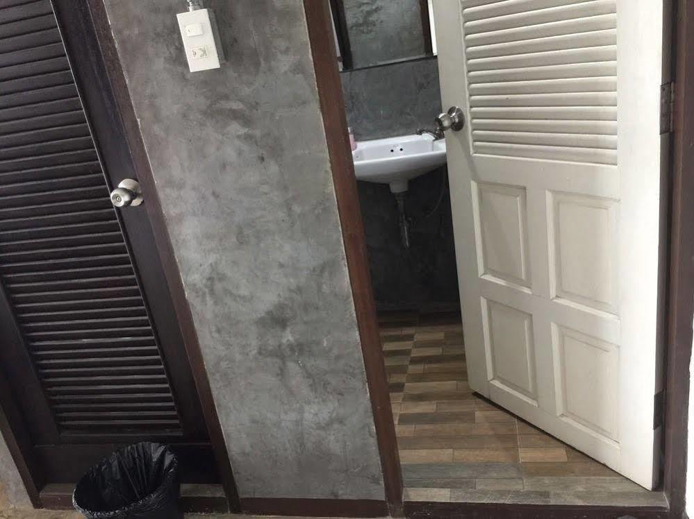 Lanna Hostel Chiang Mai Extérieur photo