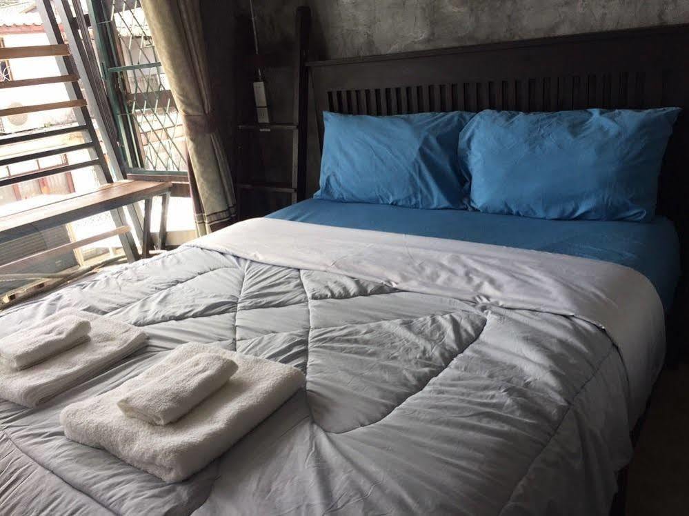 Lanna Hostel Chiang Mai Extérieur photo