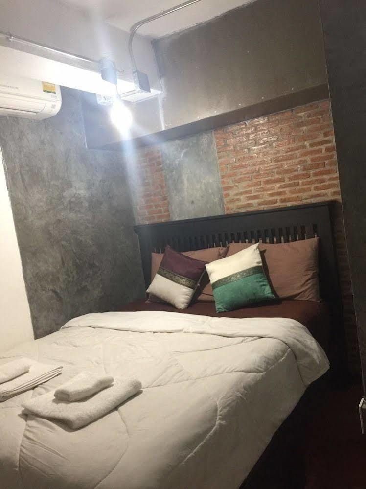 Lanna Hostel Chiang Mai Extérieur photo